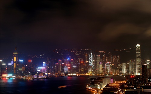 电感饱和电流和什么有关,温度上升40c时为电感充和